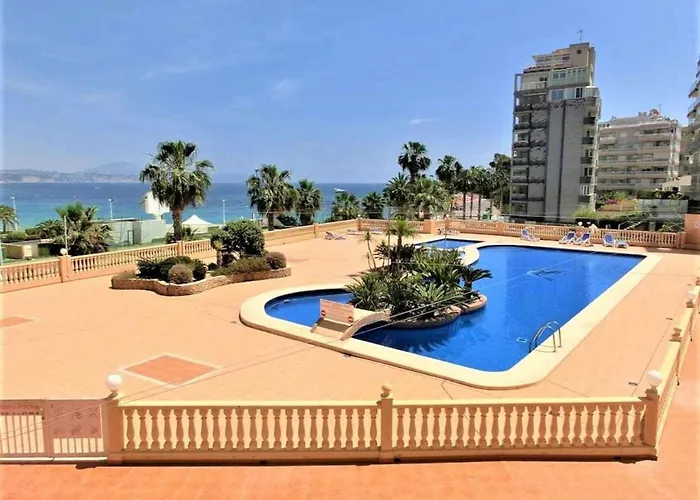 0e M2 1ª Linea Con Terraza Grande Y Vistas Al Mar * Calp